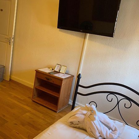 Hotel Gasthaus Schuetzen Freiburg im Breisgau Oda fotoğraf