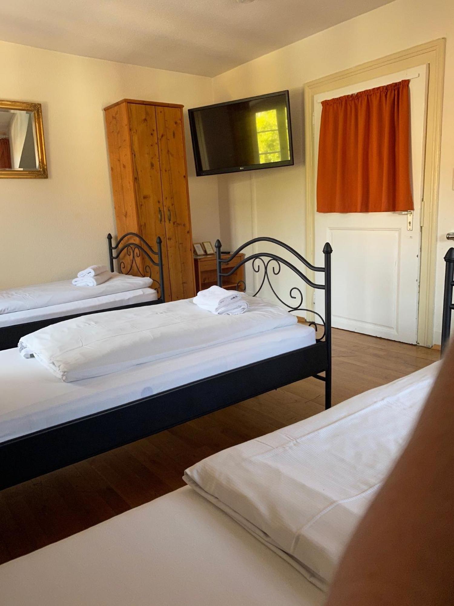 Hotel Gasthaus Schuetzen Freiburg im Breisgau Oda fotoğraf