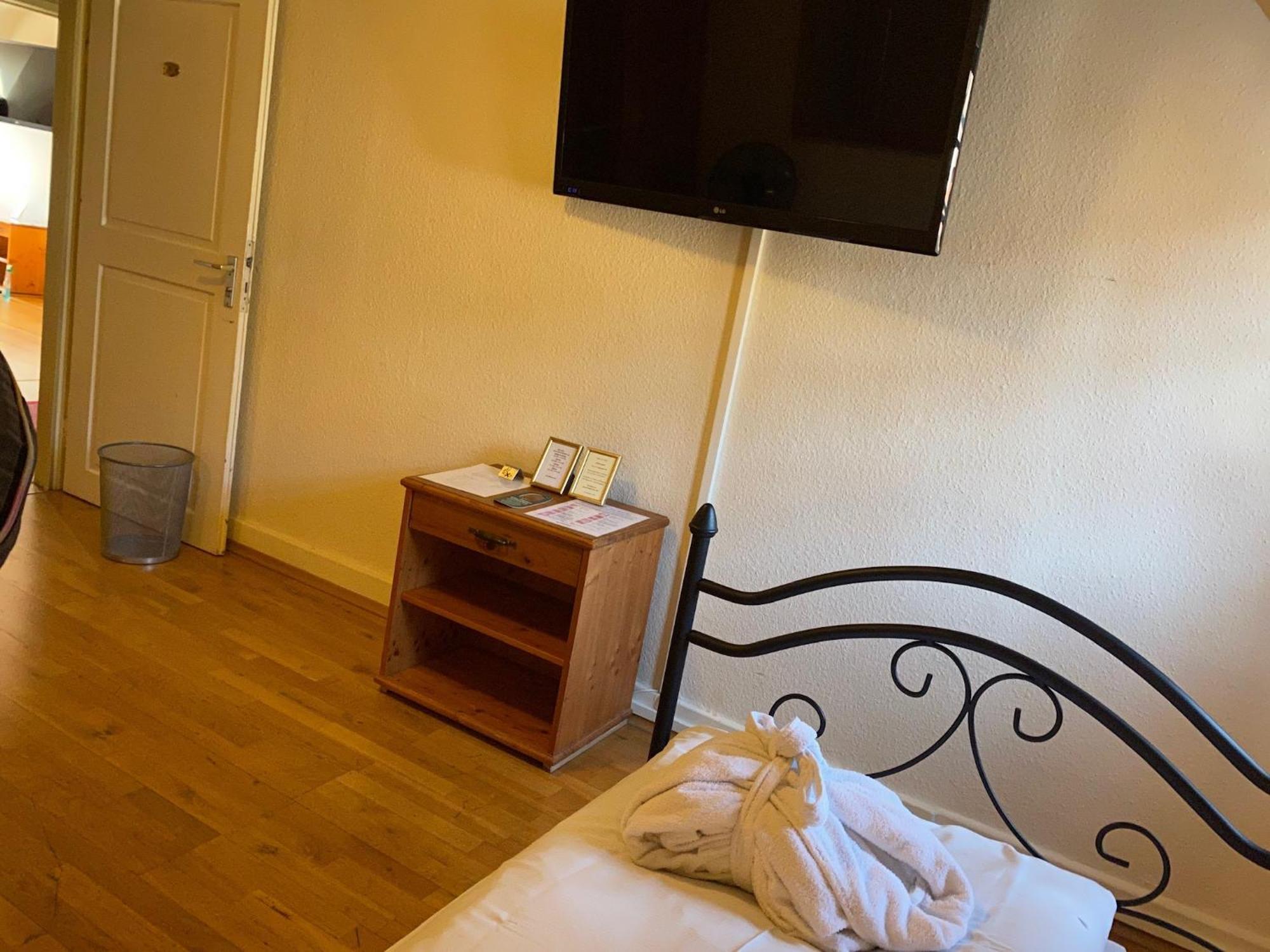 Hotel Gasthaus Schuetzen Freiburg im Breisgau Oda fotoğraf
